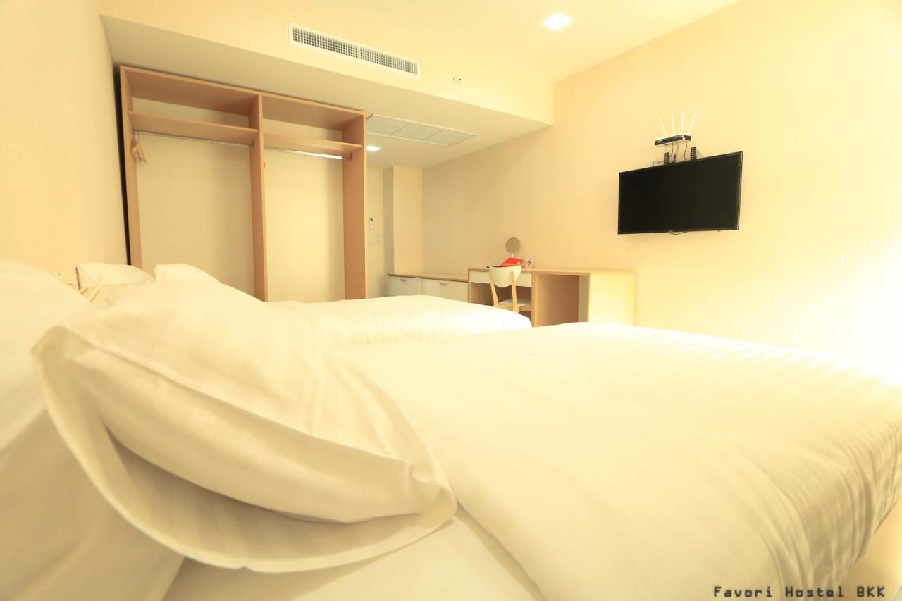 Favori Hostel Bangkok Surawong Ngoại thất bức ảnh