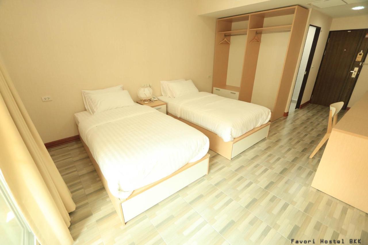 Favori Hostel Bangkok Surawong Ngoại thất bức ảnh