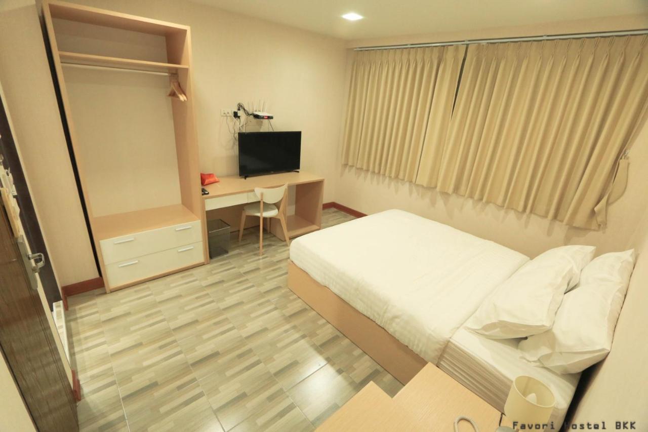 Favori Hostel Bangkok Surawong Ngoại thất bức ảnh